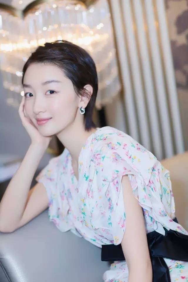 张一山喊话周冬雨&ldquo;春风十里不如睡你&rdquo;，证实一起？