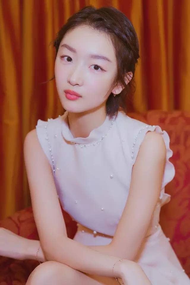 张一山喊话周冬雨&ldquo;春风十里不如睡你&rdquo;，证实一起？