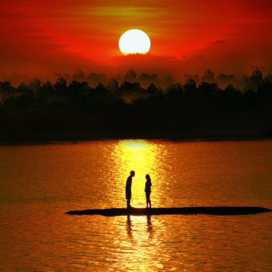 风雨同舟十载不易