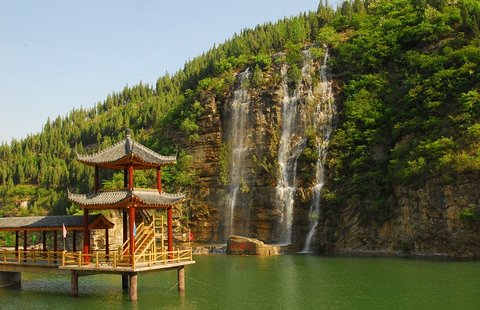 泰和10亿打造旅游特色小镇(同步自