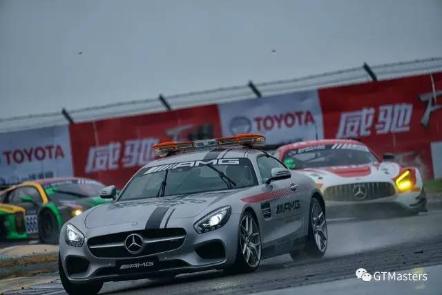 GTMasters上海站雨战首回合梅赛德斯包揽冠亚军