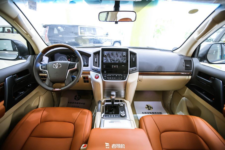 超帅的改装陆巡lc200看看这辆trd版的陆巡有多牛