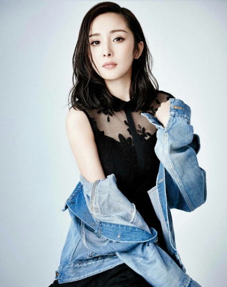 杨幂女神气质燃到了国外!被日本网友表白越长越少女