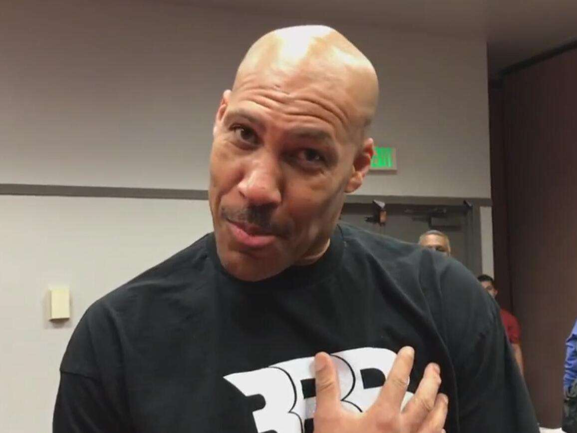 球爹遭big3联盟创始人硬怼鲍尔品牌球鞋当赌注