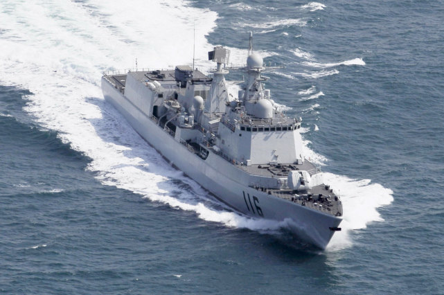 海军051c型驱逐舰魔改版太霸气 性能逼近055