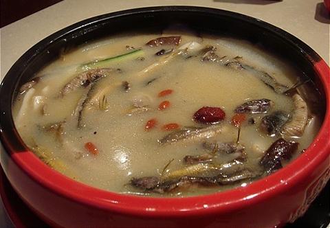 多喝泥鳅汤补血抗衰老