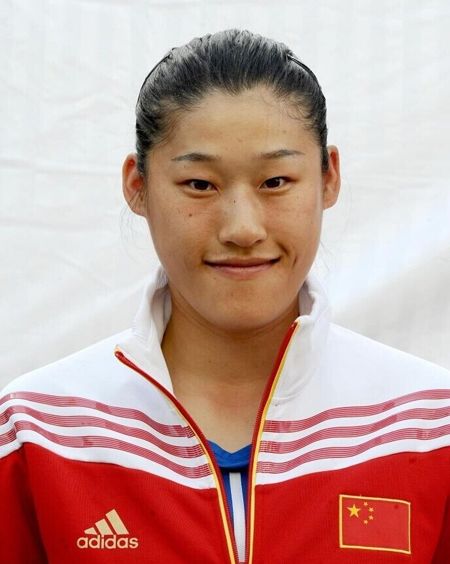 如没朱婷等一众女排姑娘的奋勇拼搏 相信冠军不会落入女排队手中