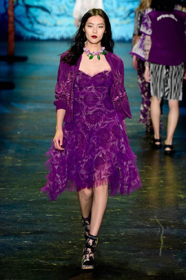 范冰冰和秋瓷炫同样穿紫色,气质完全不在一个层次上