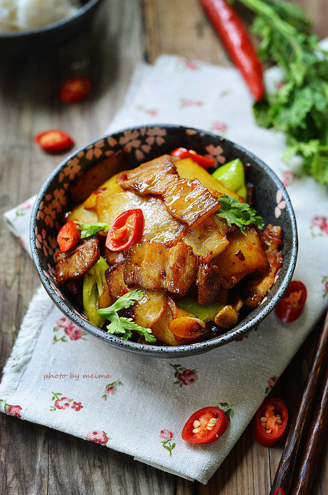 土豆回锅肉-用下饭好菜打开食欲