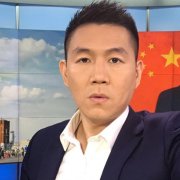 记者王冠