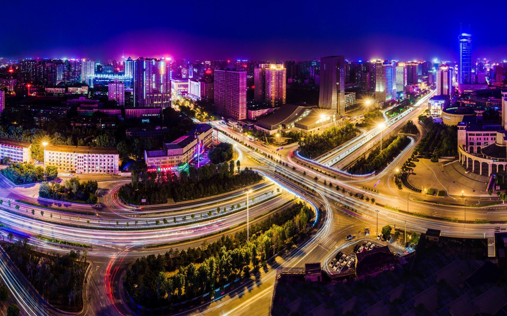 正文 西安在历史上就是一个国际化大都市,未来将建设成为世界城市