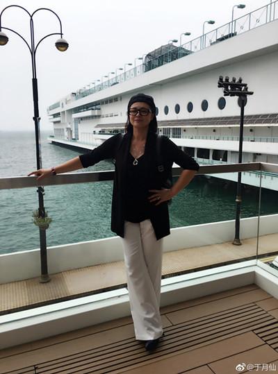 于月仙近照曝光和丈夫结婚19年不育活的像个孩子