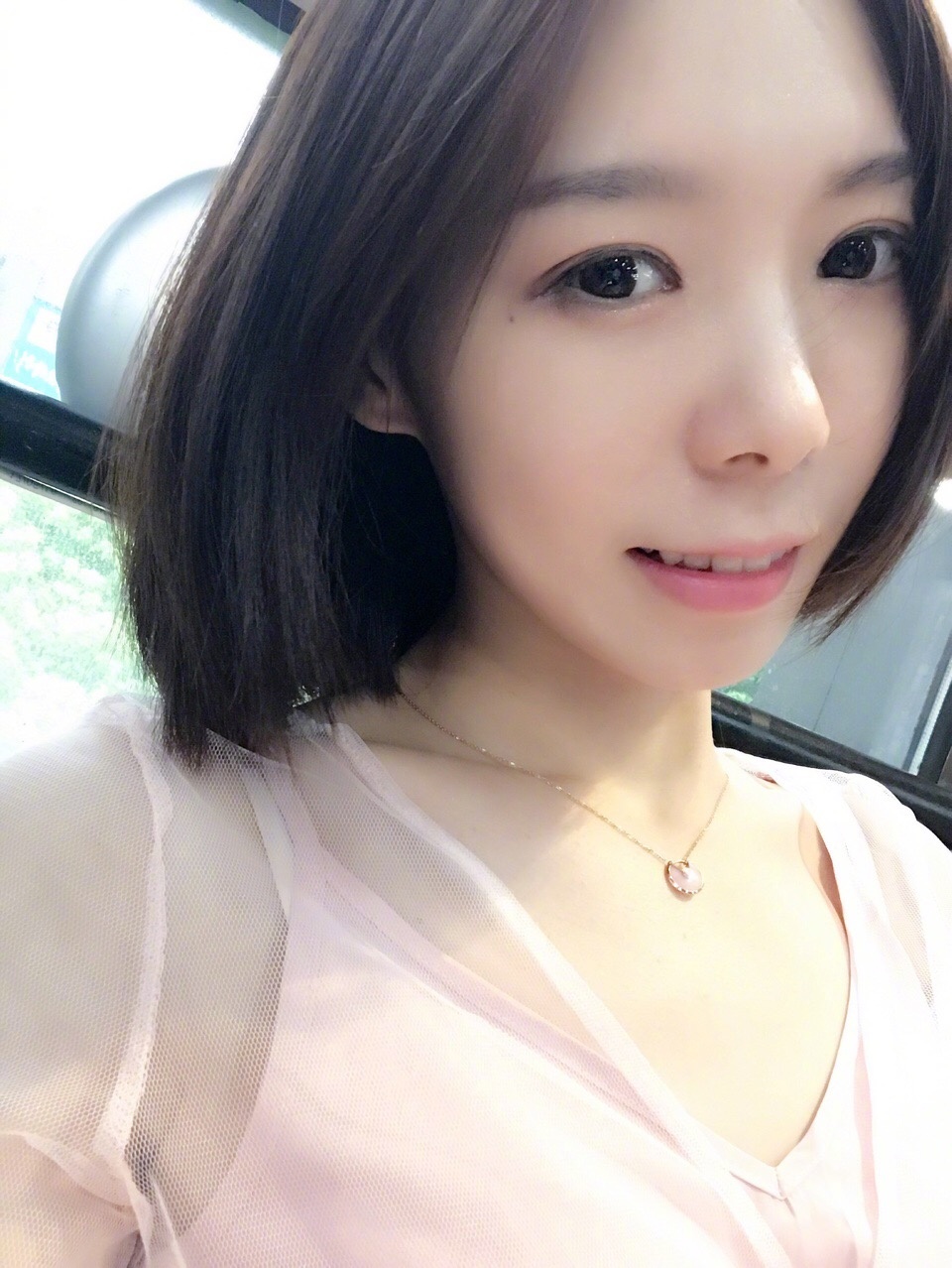 lol解说小楼陪朋友去香港检查身体被"骗"了5000块