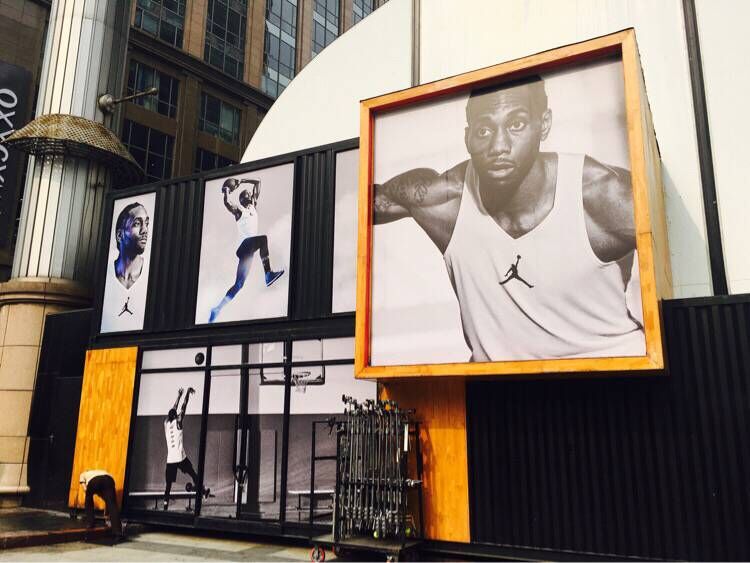 中国行来了个假的伦纳德? 夜店和微笑还吐槽波波维奇