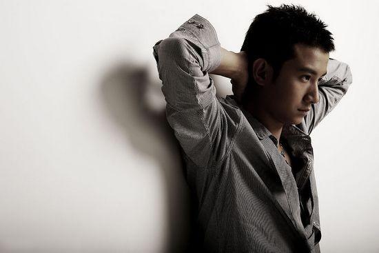 李连杰捧&ldquo;干儿子&rdquo;拍摄此片，三个巨星合力也没效果