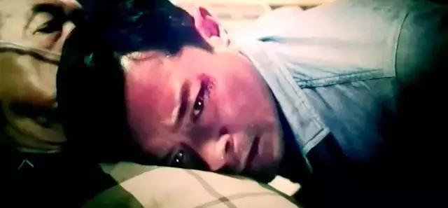战狼2后看它,在绝对权势面前 你根本没有反抗的资格