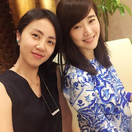 都是40岁,孙莉同框左小青,一个少女,一个妈妈!