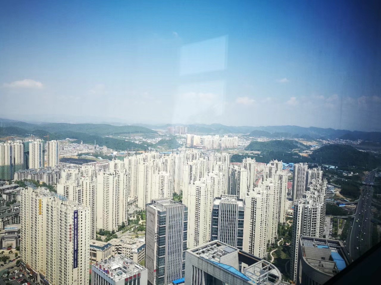 贵阳这几年发展日新月异遍地高楼大厦