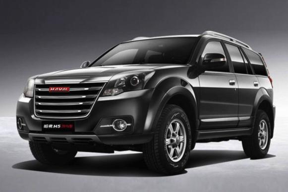 五菱荣光V和五菱宏光V哪个更值得入手 五菱荣光V七座新车报价柴油车推荐