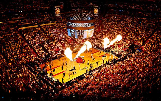 哪个才是你的主场?|热火|湖人|尼克斯_新浪新闻