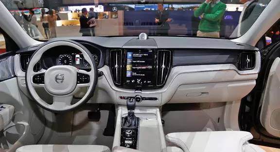 老款降价7-8万都不稀罕，我就要这些新款SUV