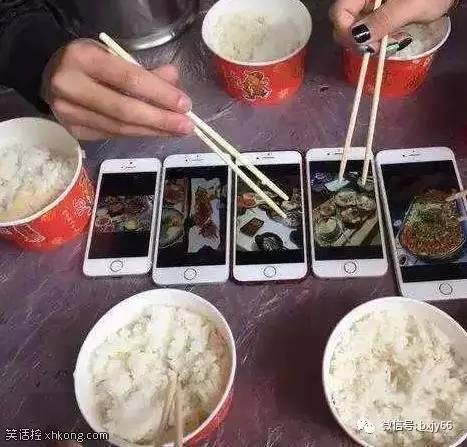 搞笑段子:宝宝你赶紧起来,你不用那样
