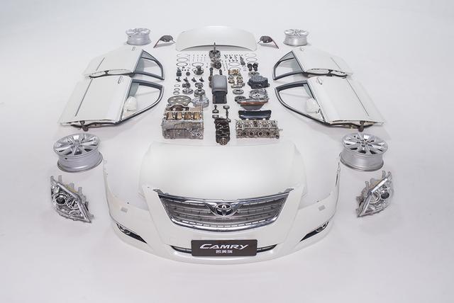 这人怎么这么固执，40万公里的私家车还要继续开！