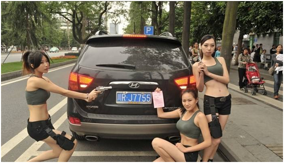 到交警大队排队缴罚款？你OUT了，网上可以搞定！