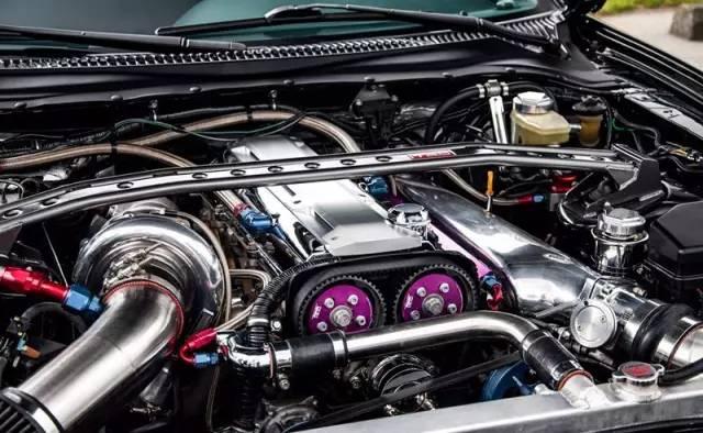 除了干速度，我们还能用超跑干什么？