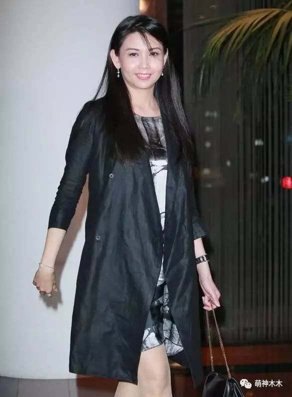 妻子被吐槽丑,他依然不离不弃,大婚请来半个娱乐圈|梁烈唯|娱乐圈
