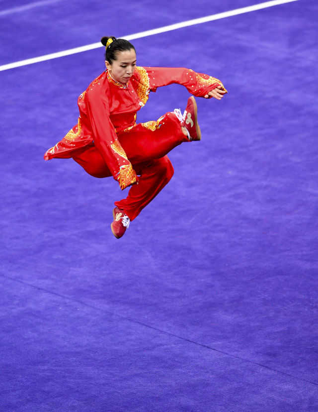 女子太极拳太极剑全能:于萌萌夺冠