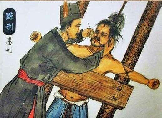 英布还有个名字叫 黥布,早年因为不遵纪守法,被处以黥(面)刑,黥面就是