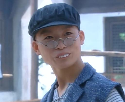 《少年黄飞鸿》主演现状,释小龙将演《战狼3》?