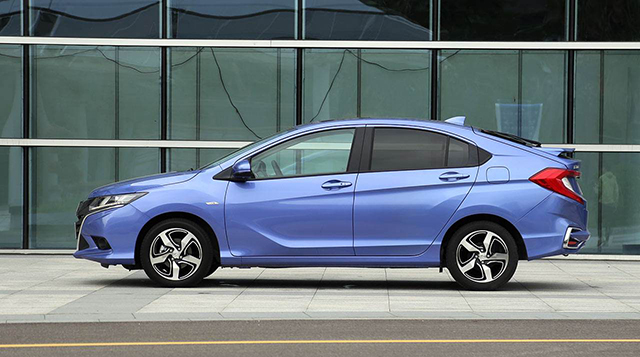 东风本田竟然有两个“假A级”轿车？