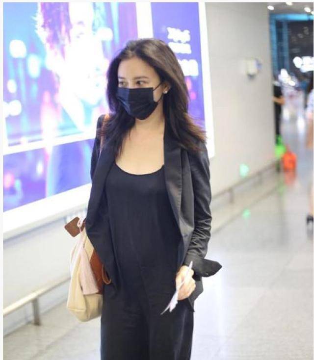 网曝熊乃瑾怀孕还是王宝强的孩子 马蓉又坐不住了