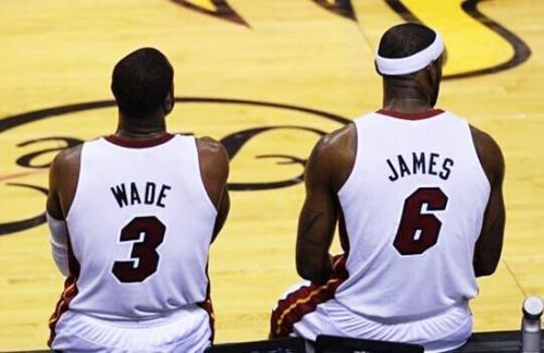 韦德詹姆斯周末约饭局,暗示詹韦再次连线!