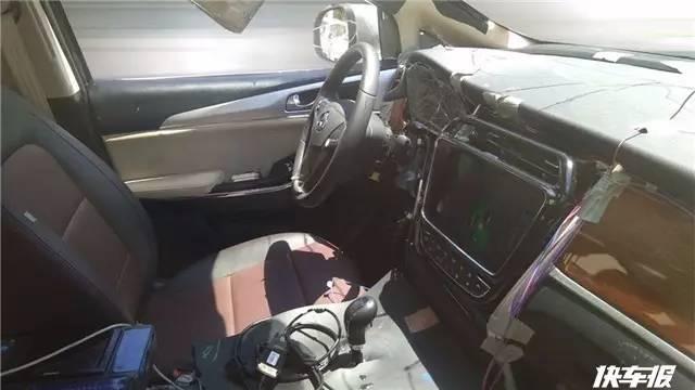 长安欧尚又造了一款全新MPV，比A800还要大