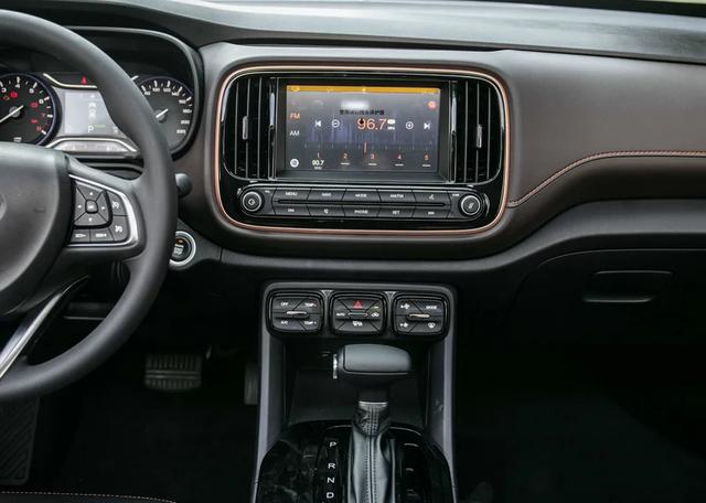 8万的6AT和6万的手动挡，传祺GS3和宝骏510该选谁？