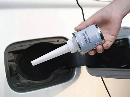 汽车保养的6大“浪费”，钱花了事没办了