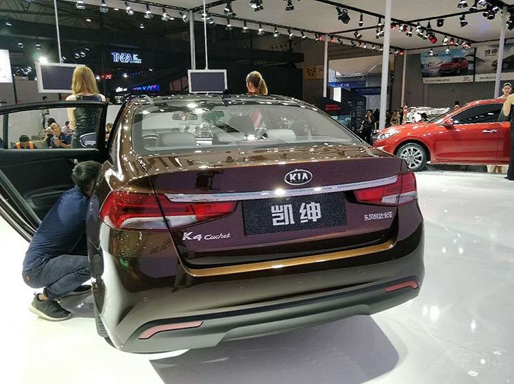 新车按斤卖？成都车展上为了吸引眼球不择手段的车型