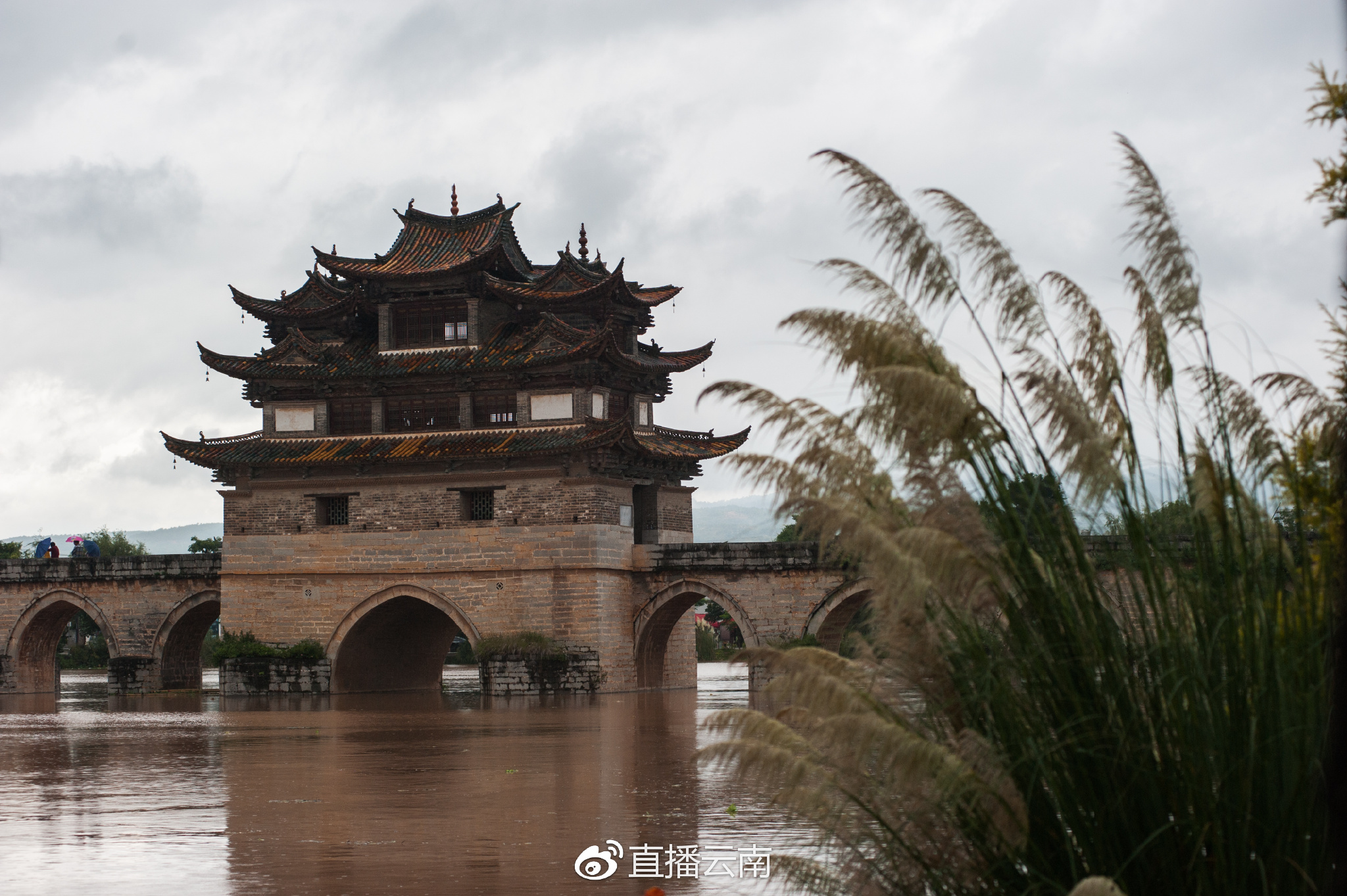临安古城迎来艺术大师重点关注建水旅游文化摄影大赛启动