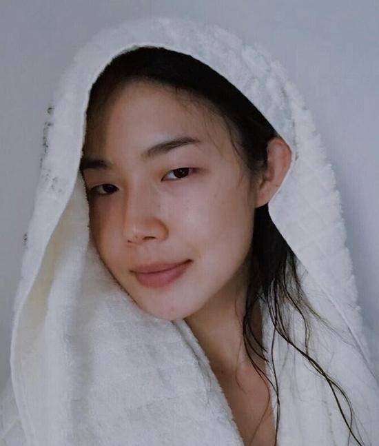 杨坤私生饭微博账号疑曝光 温韵茹瑜伽艺术视