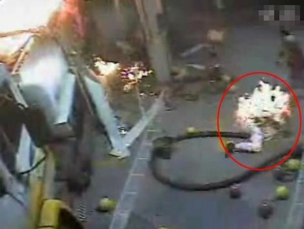 加油时候忘记熄火了，工作人员也没提醒，想想都后怕