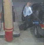 加油时候忘记熄火了，工作人员也没提醒，想想都后怕