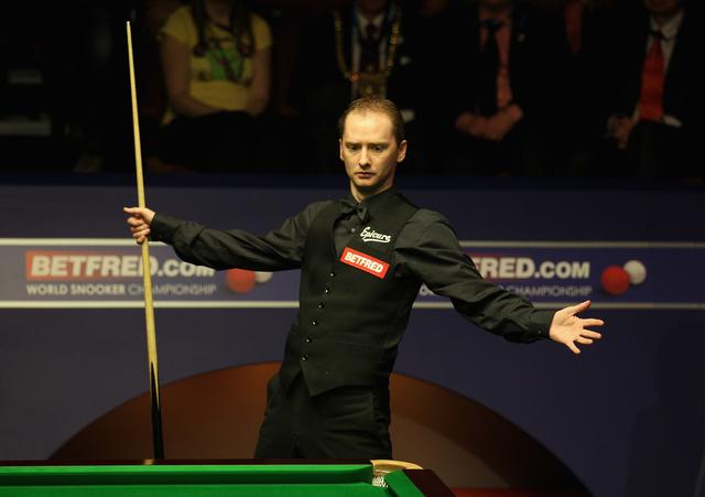 谁说斯诺克不是一项危险的运动?赶快引以为戒