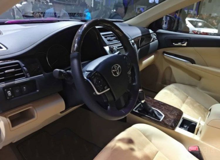 死敌之间的评价！凯美瑞究竟是怎么看全新索纳塔的？