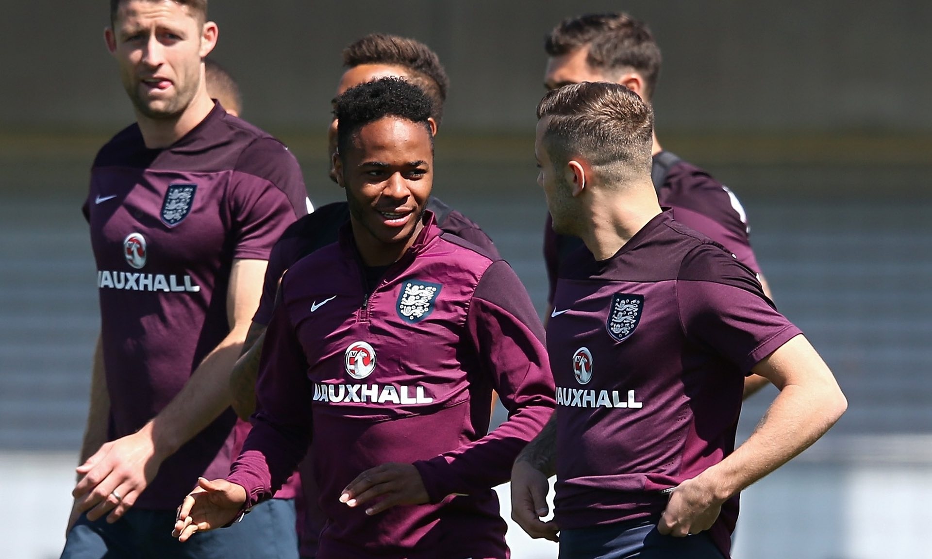 愿意加盟阿森纳?斯特林是疯了吧!