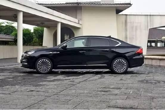 国产最美车不在是博瑞, 传祺GA8, 配置不输70万宝马