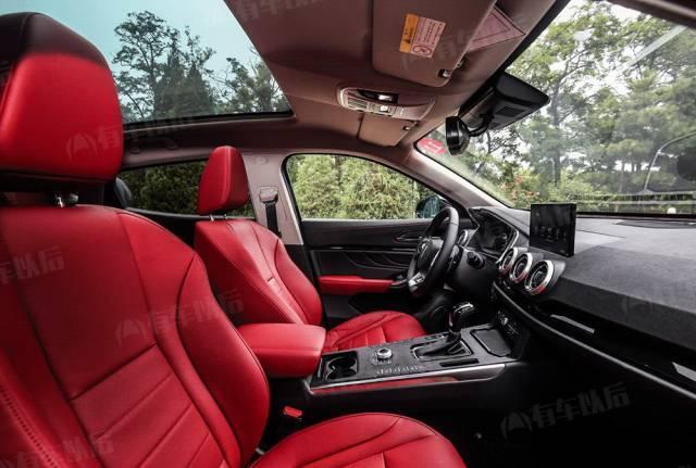 15万起！中国第二款豪华SUV上市，见过的人都说漂亮