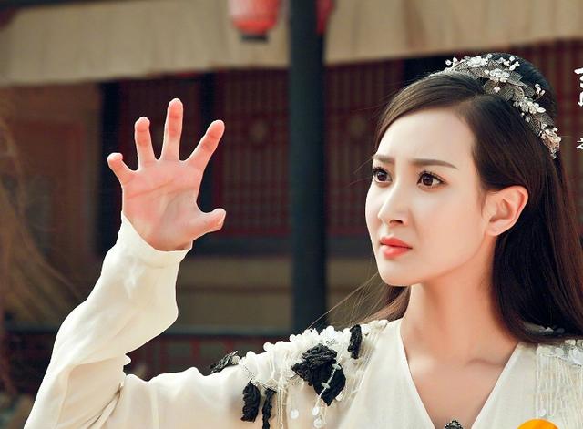 还未播出就可以预感到电视剧的质量了!堪忧!一脸苦相的观音大士!